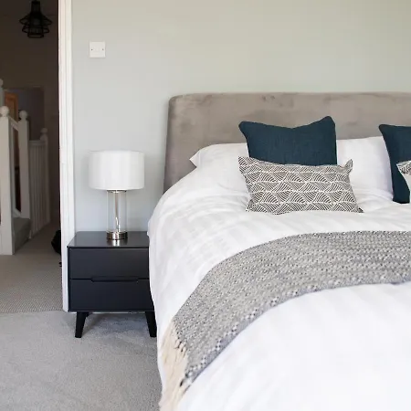 35 Grosvenor Terrace - 3 Bed Sleeps 6, 5 Min Walk From Centre