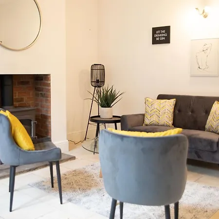 Dom wakacyjny 35 Grosvenor Terrace - 3 Bed Sleeps 6, 5 Min Walk From Centre